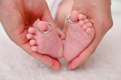 沙洋孕妇肚子隐隐作痛